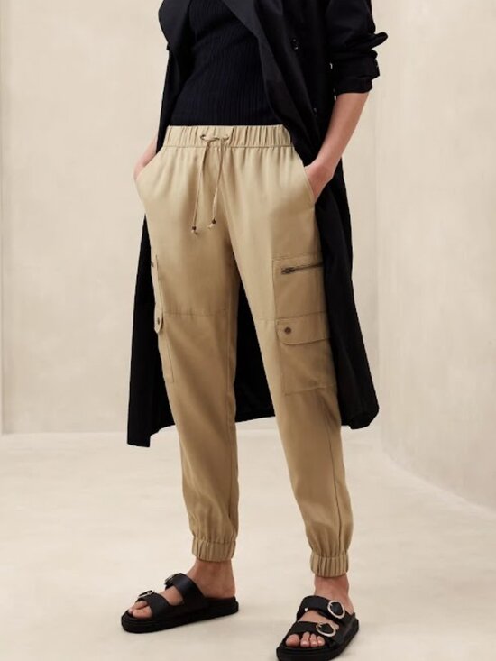 Banana Republic Pants - Banana Republic Women's Cargo Pants Medium Tan Honey Brown Pockets Soft